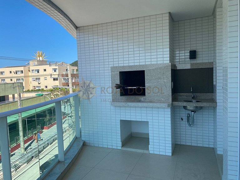 Apartamento para alugar em Bombinhas com piscina e vista mar
