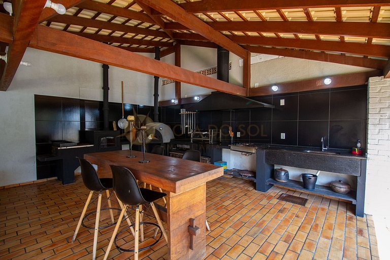 Casa beira mar no Centro de Bombinhas para 16 pessoas