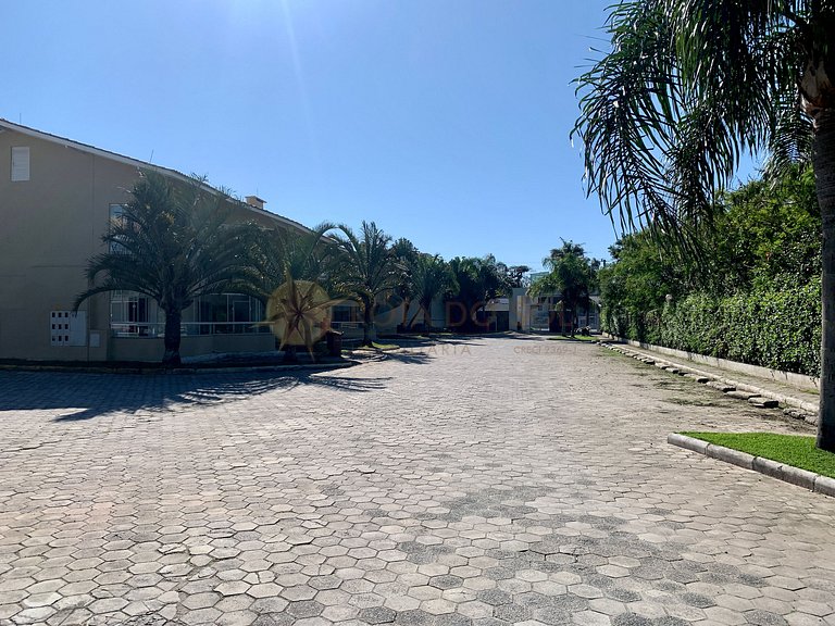 Apartamento com excelente localização em Bombinhas.