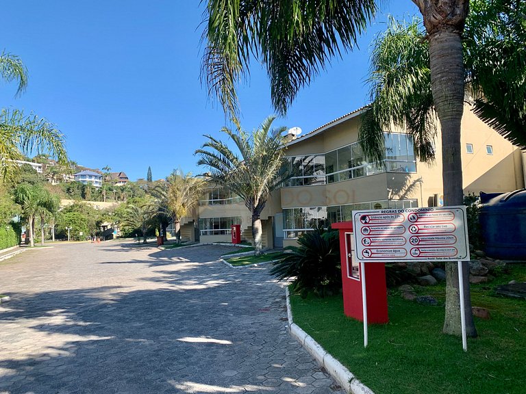 Apartamento com excelente localização em Bombinhas.