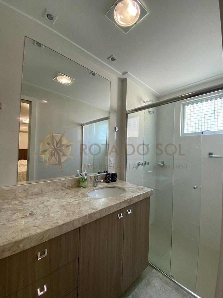 Cobertura duplex com suítes, 02 vagas, com jacuzzi Bombinhas