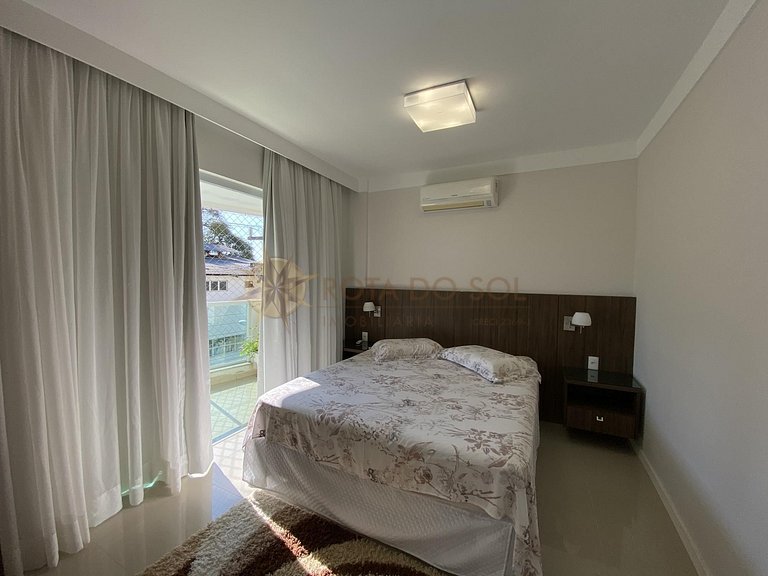 Cobertura duplex com suítes, 02 vagas, com jacuzzi Bombinhas