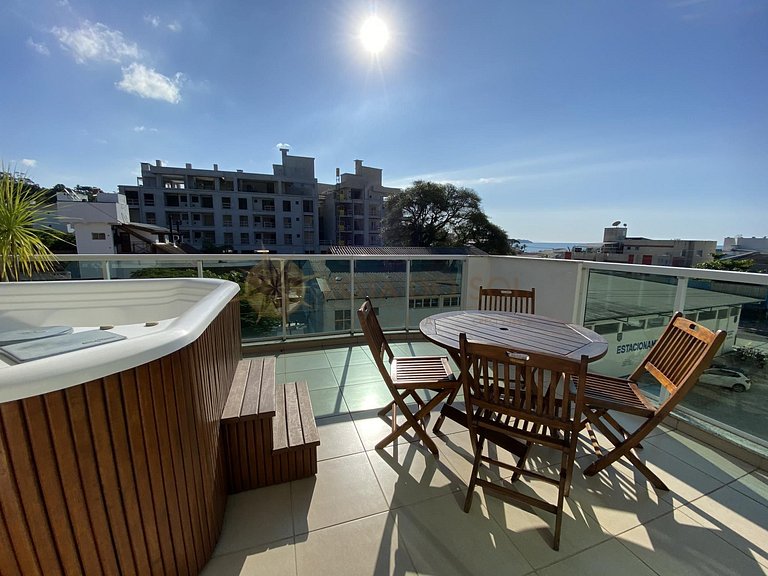 Cobertura duplex com suítes, 02 vagas, com jacuzzi Bombinhas