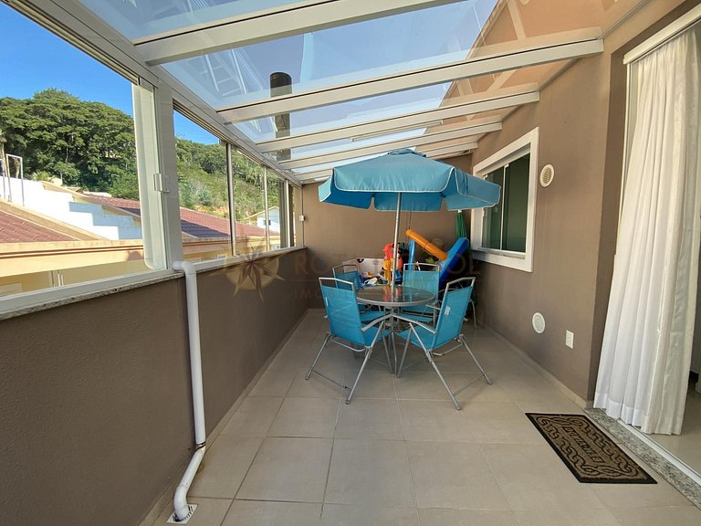 Cobertura duplex com suítes, 02 vagas, com jacuzzi Bombinhas