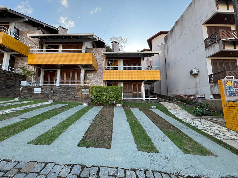 Apartamento próximo ao mar em Bombinhas