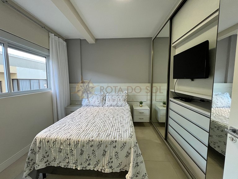 Exclusiva Cobertura Duplex a Poucos metros do Mar em SC