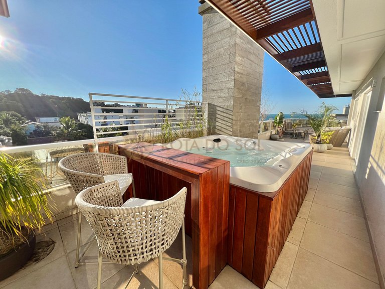 Cod. 105 - Cobertura para 8 pessoas em Bombinhas com Jacuzzi