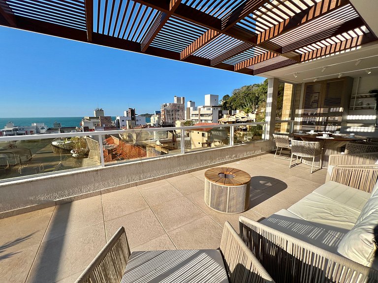 Cod. 105 - Cobertura para 8 pessoas em Bombinhas com Jacuzzi