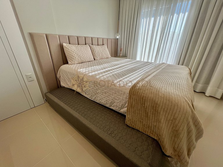 Cod. 105 - Cobertura para 8 pessoas em Bombinhas com Jacuzzi