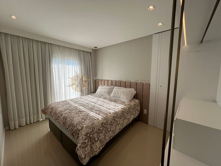 Cod. 105 - Cobertura para 8 pessoas em Bombinhas com Jacuzzi