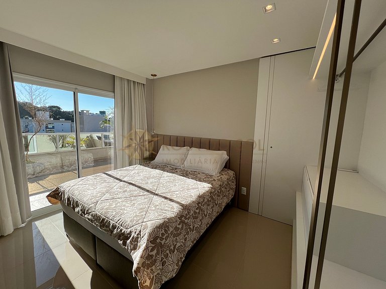 Cod. 105 - Cobertura para 8 pessoas em Bombinhas com Jacuzzi