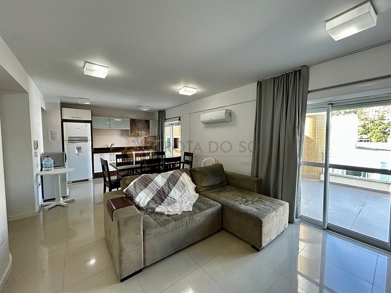 Apartamento para alugar com banheira e vista mar Bombinhas.