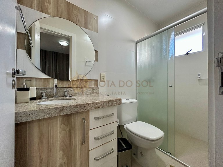 Apartamento para alugar com banheira e vista mar Bombinhas.