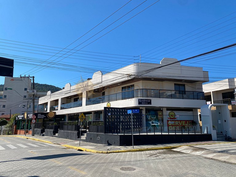 Apartamento para alugar na temporada no Centro de Bombinhas