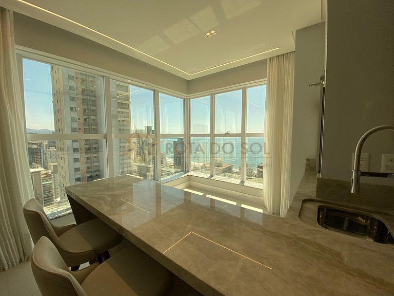 Apartamento para alguel de temporada em Meia Praia - Itapema