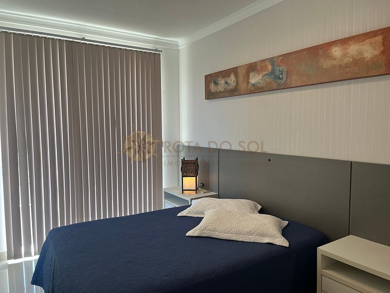 Apartamento com piscina e vista mar para alugar em Bombinhas