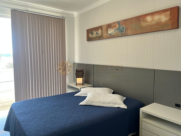 Apartamento com piscina e vista mar para alugar em Bombinhas
