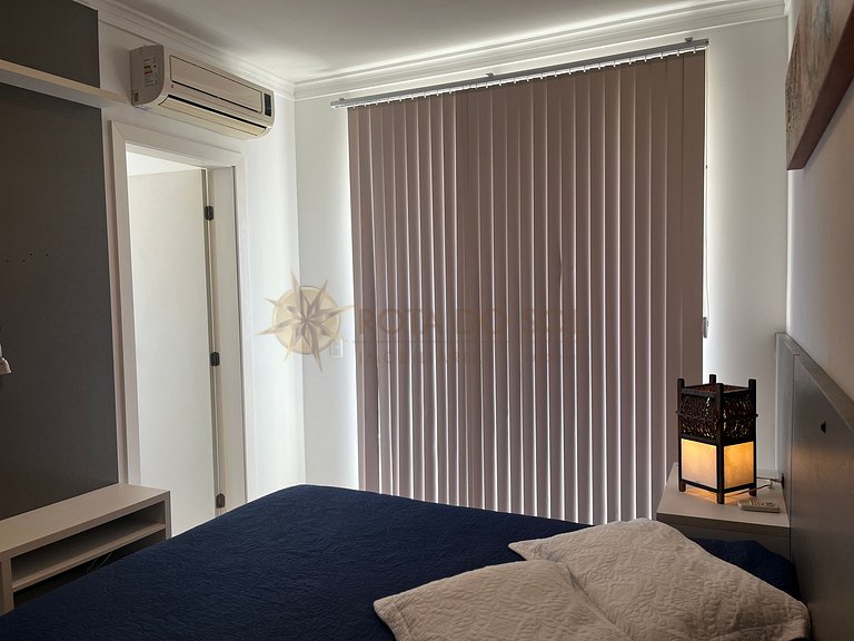 Apartamento com piscina e vista mar para alugar em Bombinhas