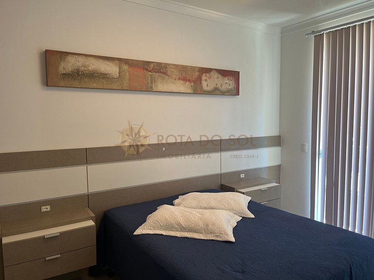 Apartamento com piscina e vista mar para alugar em Bombinhas