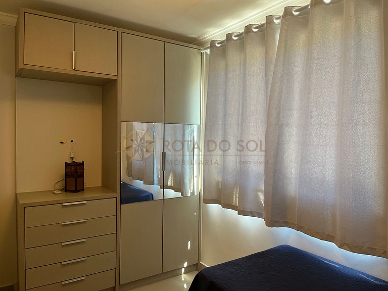 Apartamento com piscina e vista mar para alugar em Bombinhas