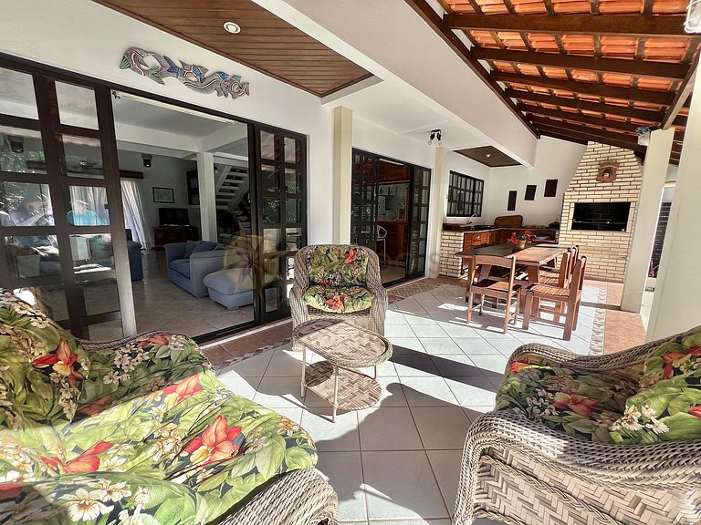 Casa de temporada em Bombinhas para 12 pessoas