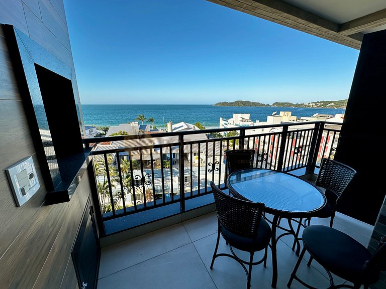 Experiência Completa em Bombinhas -Piscina e Vista Incrível!