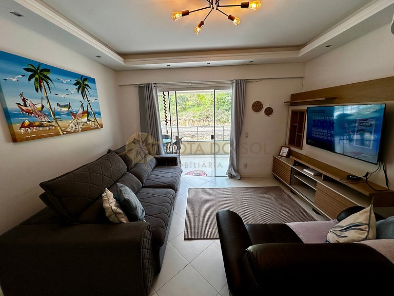 Piscina, sol e mar — tudo isso pertinho de você!