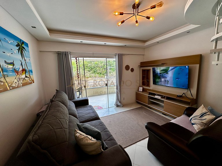 Piscina, sol e mar — tudo isso pertinho de você!