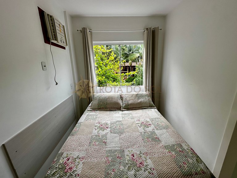 Piscina, sol e mar — tudo isso pertinho de você!