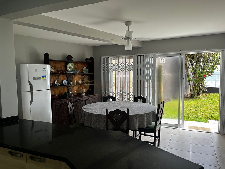 Aluguel casa frente mar em Bombas Bombinhas