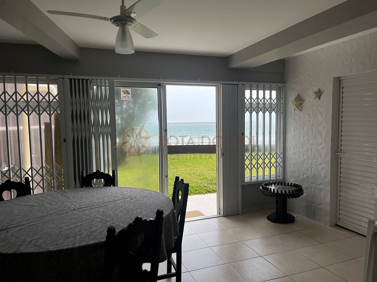 Aluguel casa frente mar em Bombas Bombinhas