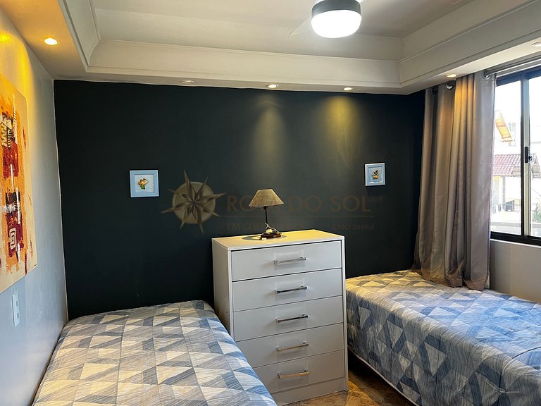 Para curtir Bombinhas a pé! Apartamento no Bahia Azul.