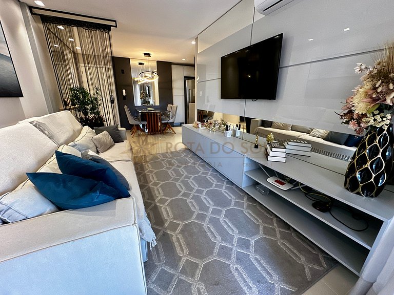 Sua Melhor Estadia em Bombinhas! Cobertura para 8 pessoas.