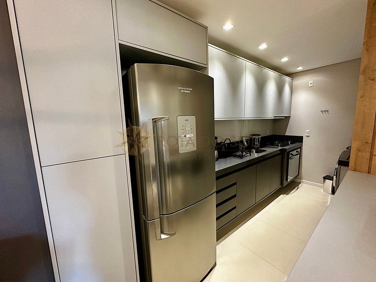 Sua Melhor Estadia em Bombinhas! Cobertura para 8 pessoas.