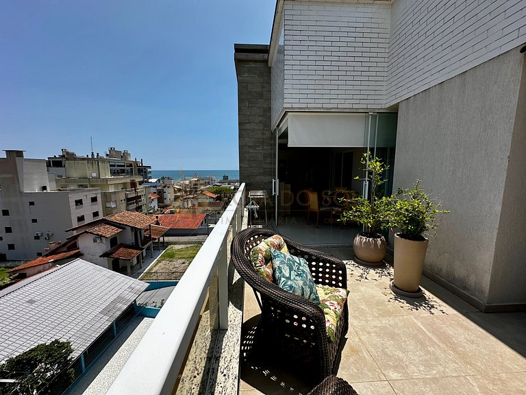 Sua Melhor Estadia em Bombinhas! Cobertura para 8 pessoas.