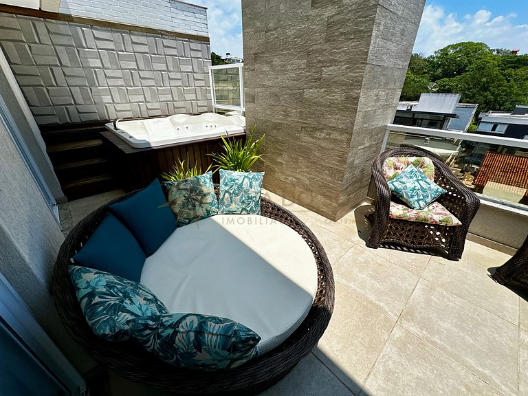 Sua Melhor Estadia em Bombinhas! Cobertura para 8 pessoas.