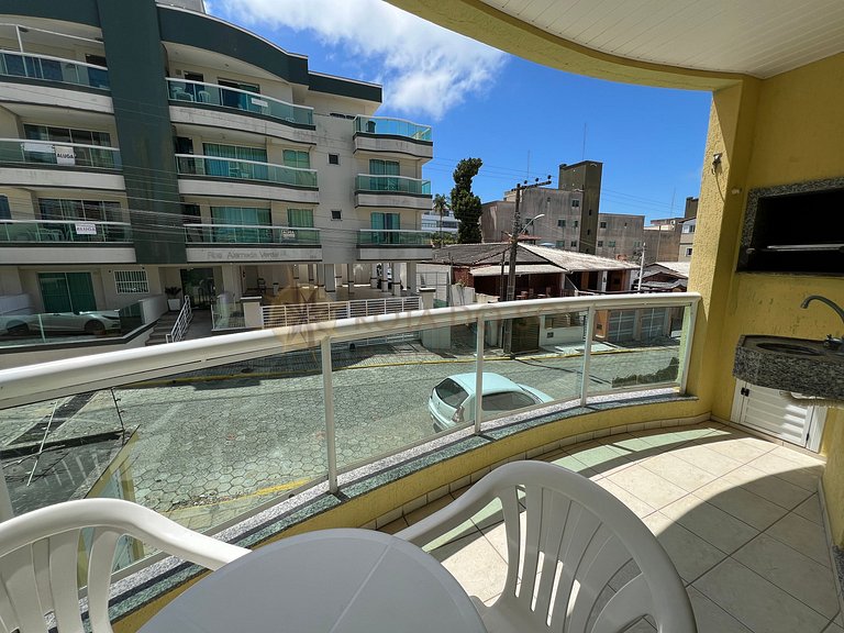 Imóvel com diária econômica na praia de Bombinhas.