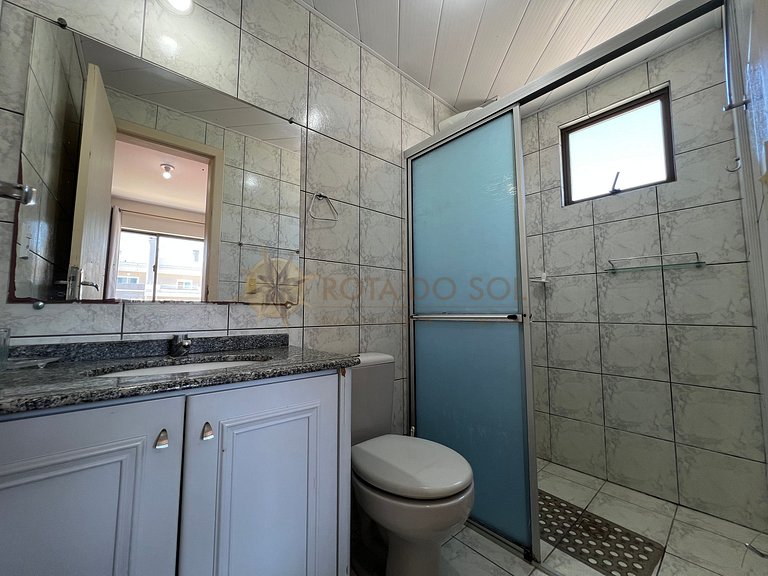 Apartamento com diária econômica na praia de Bombinhas - SC