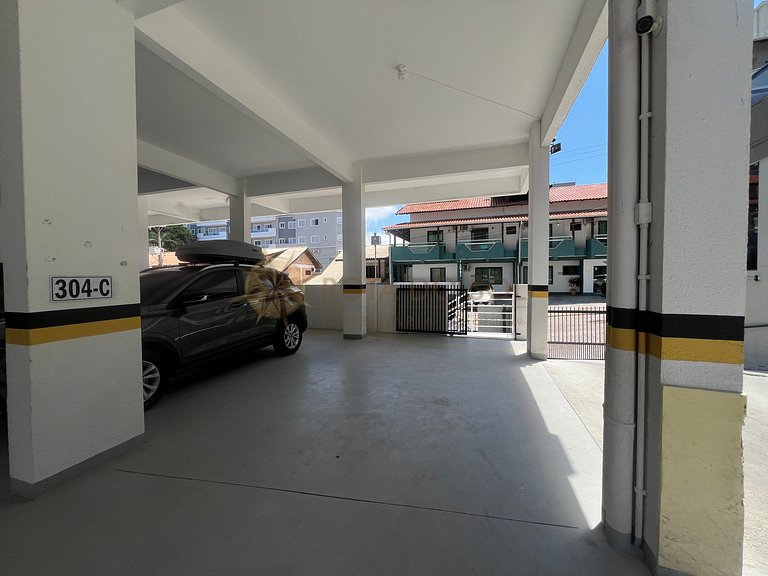 Apartamento com diária econômica na praia de Bombinhas - SC