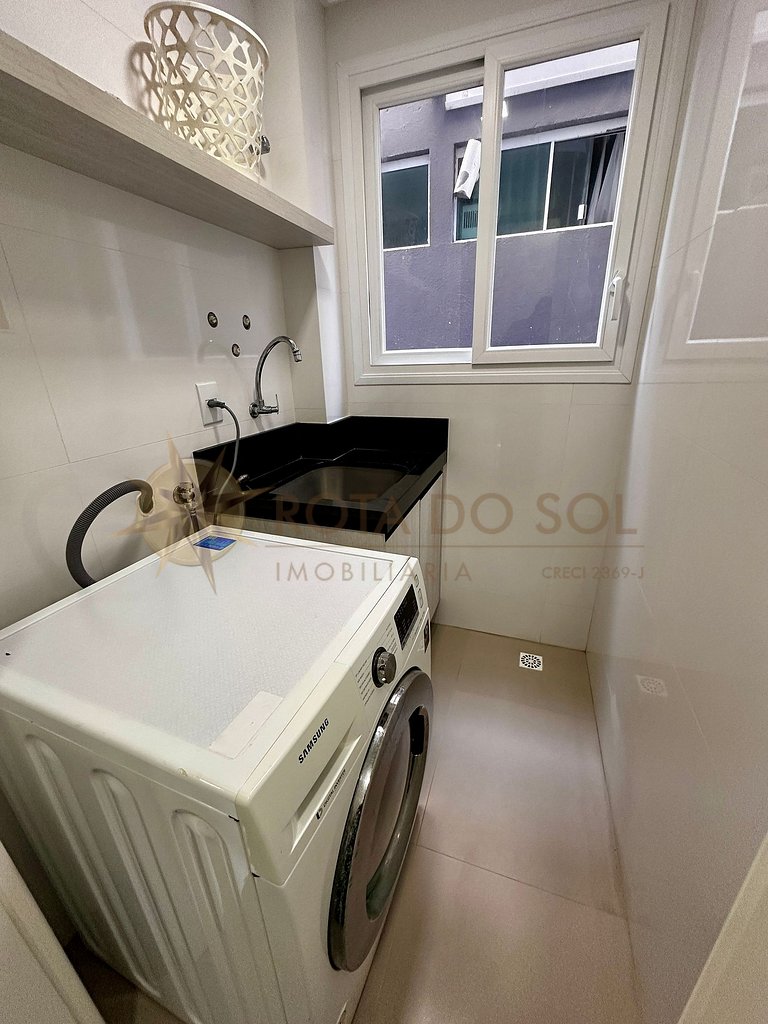 Apartamento de 2 quartos com vista para o mar em Quatro Ilha