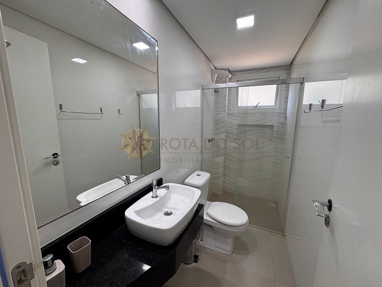 077C - Apartamento de 2 quartos com vista para o mar em Quat