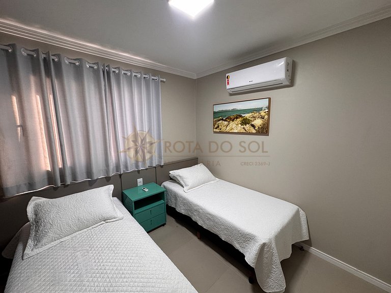077D - Apartamento de 2 quartos com vista para o mar em Quat