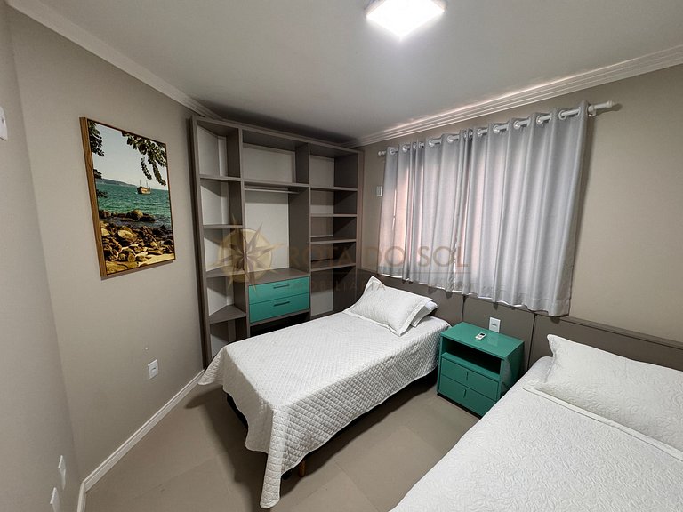 077D - Apartamento de 2 quartos com vista para o mar em Quat