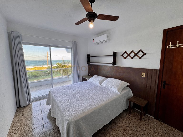 Casa frente mar em 4 Ilhas-Bombinhas