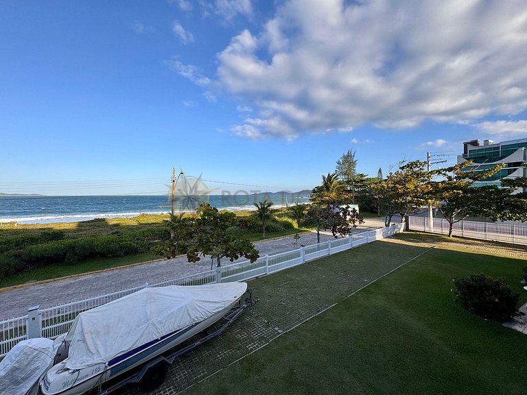 Casa frente mar em 4 Ilhas-Bombinhas