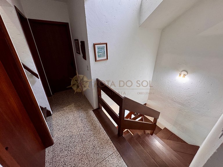 Casa em condomínio de frente para a praia de Quatro Ilhas, e