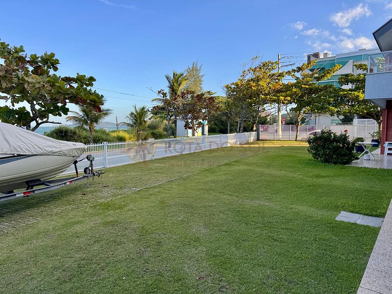 Casa frente mar em 4 Ilhas-Bombinhas
