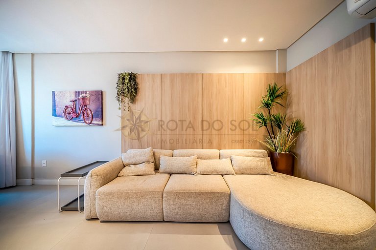 Leme 208 – Apartamento novíssimo a poucos metros do mar em B