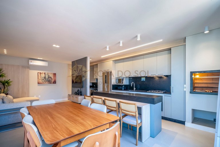 Leme 208 – Apartamento novíssimo a poucos metros do mar em B