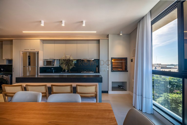 Leme 208 – Apartamento novíssimo a poucos metros do mar em B